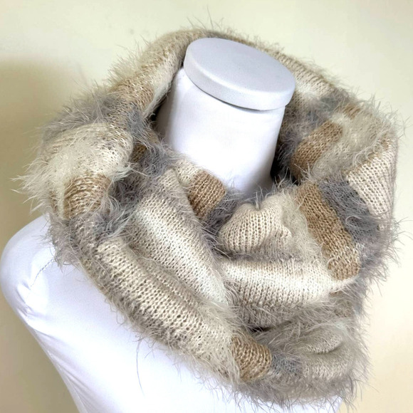 Urban Outfitters Neutral Eyelet Infinity Scarf Tan Beige - Picture 8 of 8